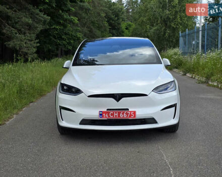 Белый Тесла Модель Х, объемом двигателя 0 л и пробегом 45 тыс. км за 45500 $, фото 1 на Automoto.ua
