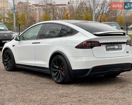 Белый Тесла Модель Х, объемом двигателя 0 л и пробегом 31 тыс. км за 68000 $, фото 15 на Automoto.ua