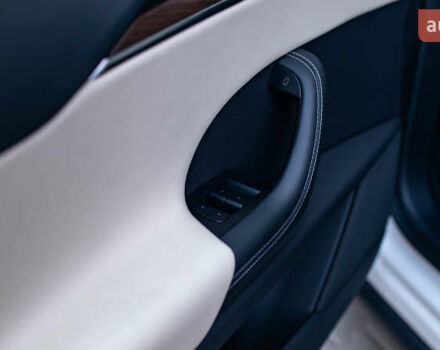 Білий Тесла Модель Х, об'ємом двигуна 0 л та пробігом 54 тис. км за 69000 $, фото 56 на Automoto.ua