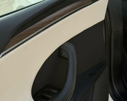 Білий Тесла Модель Х, об'ємом двигуна 0 л та пробігом 55 тис. км за 47000 $, фото 15 на Automoto.ua