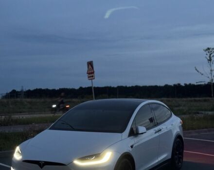 Білий Тесла Модель Х, об'ємом двигуна 0 л та пробігом 87 тис. км за 46000 $, фото 17 на Automoto.ua