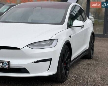 Белый Тесла Модель Х, объемом двигателя 0 л и пробегом 31 тыс. км за 68000 $, фото 10 на Automoto.ua