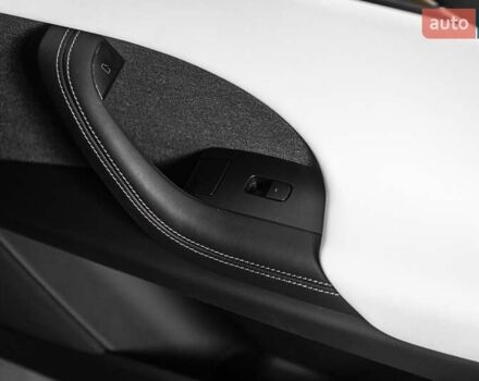 Білий Тесла Модель Х, об'ємом двигуна 0 л та пробігом 25 тис. км за 55900 $, фото 37 на Automoto.ua