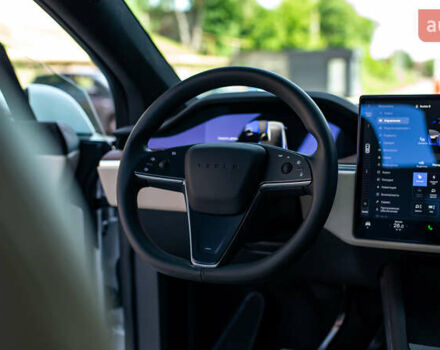 Білий Тесла Модель Х, об'ємом двигуна 0 л та пробігом 54 тис. км за 69000 $, фото 65 на Automoto.ua