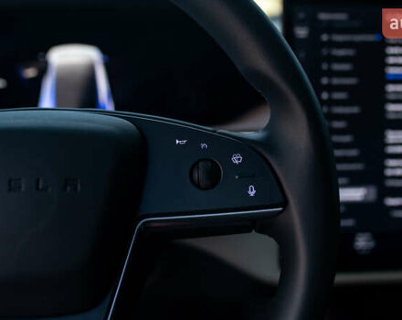 Білий Тесла Модель Х, об'ємом двигуна 0 л та пробігом 54 тис. км за 69000 $, фото 61 на Automoto.ua