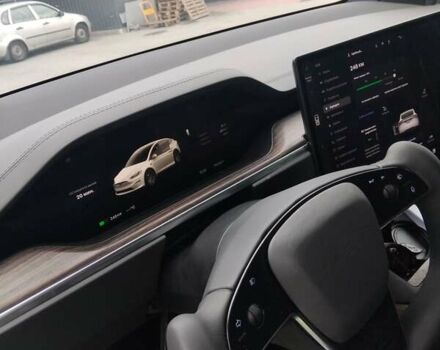 Білий Тесла Модель Х, об'ємом двигуна 0 л та пробігом 30 тис. км за 48000 $, фото 3 на Automoto.ua