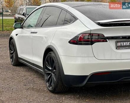 Белый Тесла Модель Х, объемом двигателя 0 л и пробегом 31 тыс. км за 68000 $, фото 8 на Automoto.ua