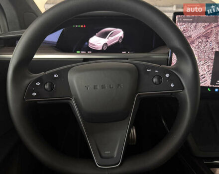Белый Тесла Модель Х, объемом двигателя 0 л и пробегом 40 тыс. км за 67800 $, фото 16 на Automoto.ua