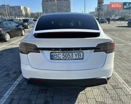 Білий Тесла Модель Х, об'ємом двигуна 0 л та пробігом 33 тис. км за 58000 $, фото 8 на Automoto.ua