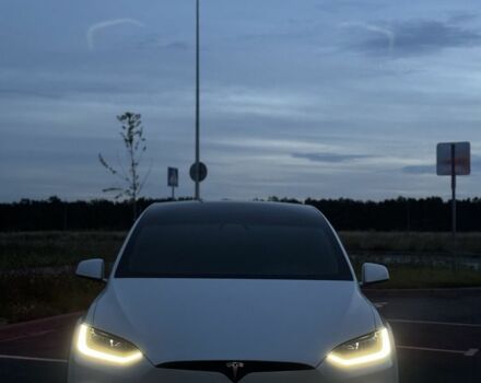 Білий Тесла Модель Х, об'ємом двигуна 0 л та пробігом 87 тис. км за 46000 $, фото 16 на Automoto.ua