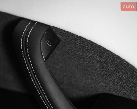 Білий Тесла Модель Х, об'ємом двигуна 0 л та пробігом 25 тис. км за 55900 $, фото 3 на Automoto.ua