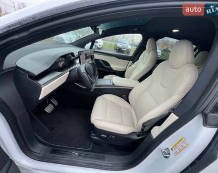 Белый Тесла Модель Х, объемом двигателя 0 л и пробегом 31 тыс. км за 68000 $, фото 37 на Automoto.ua