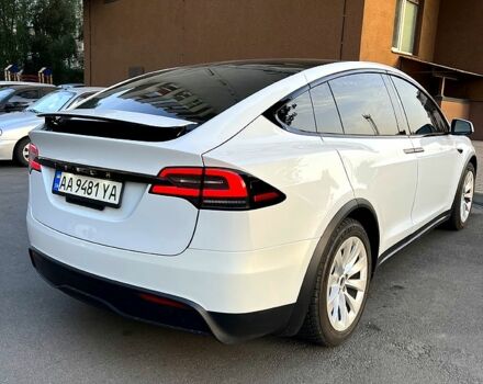Білий Тесла Модель Х, об'ємом двигуна 0 л та пробігом 27 тис. км за 75000 $, фото 6 на Automoto.ua