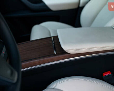 Білий Тесла Модель Х, об'ємом двигуна 0 л та пробігом 54 тис. км за 69000 $, фото 53 на Automoto.ua