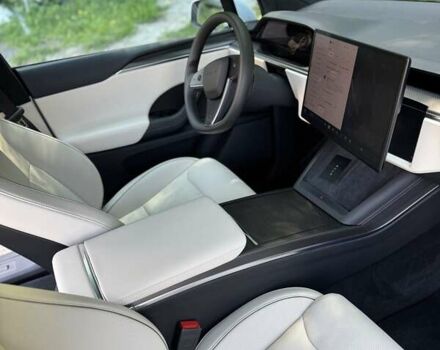 Тесла Модель Х 2024 в Киеве на Automoto.ua Белый Тесла Модель Х, объемом двигателя 0 л и пробегом 8 тыс. км за 71950 $, фото 9 на Automoto.ua