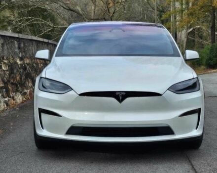 Белый Тесла Модель Х, объемом двигателя 0 л и пробегом 14 тыс. км за 20000 $, фото 1 на Automoto.ua