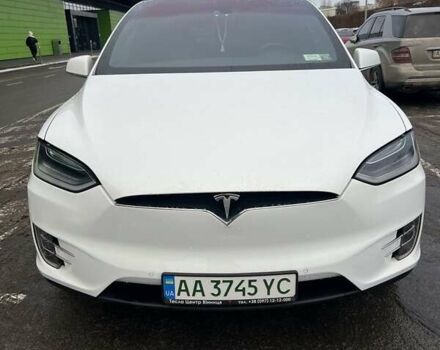 Білий Тесла Модель Х, об'ємом двигуна 0 л та пробігом 112 тис. км за 19000 $, фото 1 на Automoto.ua