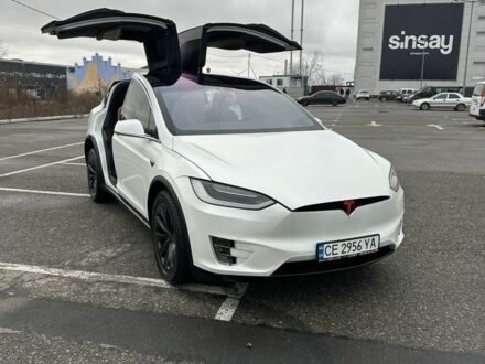 Белый Тесла Модель Х, объемом двигателя 0 л и пробегом 150 тыс. км за 20200 $, фото 1 на Automoto.ua
