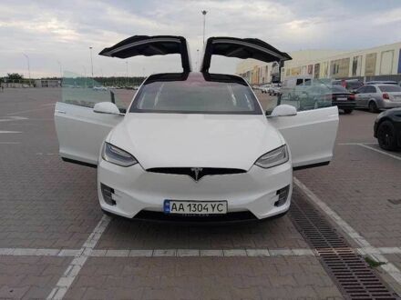Тесла Модель Х 2016 у Києві на Automoto.ua Білий Тесла Модель Х, об'ємом двигуна 0 л та пробігом 186 тис. км за 21450 $, фото 1 на Automoto.ua