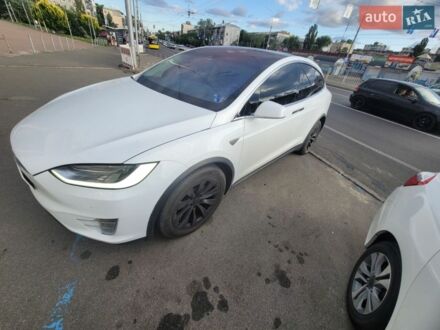 Білий Тесла Модель Х, об'ємом двигуна 0 л та пробігом 290 тис. км за 25500 $, фото 1 на Automoto.ua