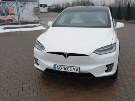 Білий Тесла Модель Х, об'ємом двигуна 0 л та пробігом 117 тис. км за 24500 $, фото 1 на Automoto.ua