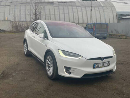 Білий Тесла Модель Х, об'ємом двигуна 0 л та пробігом 64 тис. км за 26500 $, фото 1 на Automoto.ua