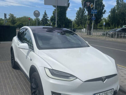 Тесла Модель Х 2017 у Києві на Automoto.ua Білий Тесла Модель Х, об'ємом двигуна 0 л та пробігом 79 тис. км за 31990 $, фото 1 на Automoto.ua