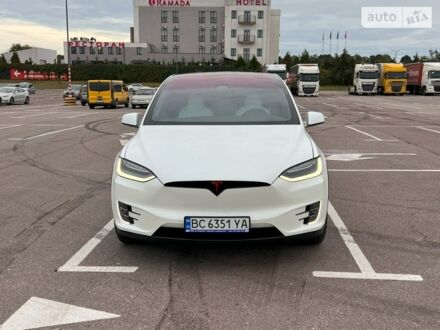 Білий Тесла Модель Х, об'ємом двигуна 0 л та пробігом 65 тис. км за 25500 $, фото 1 на Automoto.ua