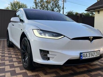 Тесла Модель Х 2017 у Києві на Automoto.ua Білий Тесла Модель Х, об'ємом двигуна 0 л та пробігом 110 тис. км за 26950 $, фото 1 на Automoto.ua