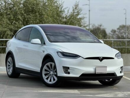 Тесла Модель Х 2017 у Белой Церкве на Automoto.ua Білий Тесла Модель Х, об'ємом двигуна 0 л та пробігом 118 тис. км за 28500 $, фото 1 на Automoto.ua