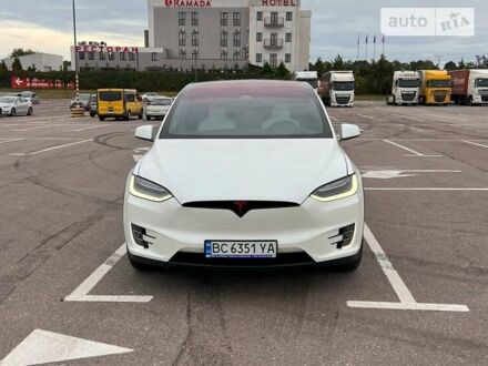 Білий Тесла Модель Х, об'ємом двигуна 0 л та пробігом 65 тис. км за 31000 $, фото 1 на Automoto.ua