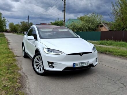 Тесла Модель Х 2018 в Миргороде на Automoto.ua Белый Тесла Модель Х, объемом двигателя 0 л и пробегом 99 тыс. км за 23500 $, фото 1 на Automoto.ua
