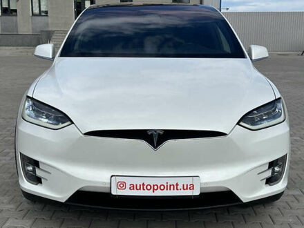 Тесла Модель Х 2018 в Буче на Automoto.ua Белый Тесла Модель Х, объемом двигателя 0 л и пробегом 62 тыс. км за 23999 $, фото 1 на Automoto.ua