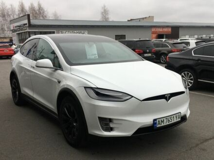 Белый Тесла Модель Х, объемом двигателя 0 л и пробегом 147 тыс. км за 28500 $, фото 1 на Automoto.ua