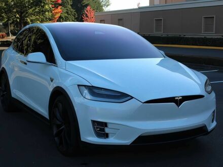 Білий Тесла Модель Х, об'ємом двигуна 0 л та пробігом 36 тис. км за 9000 $, фото 1 на Automoto.ua