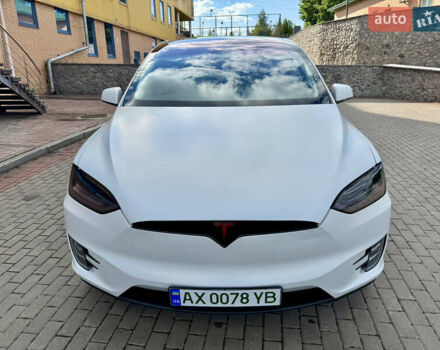 Білий Тесла Модель Х, об'ємом двигуна 0 л та пробігом 139 тис. км за 25000 $, фото 1 на Automoto.ua