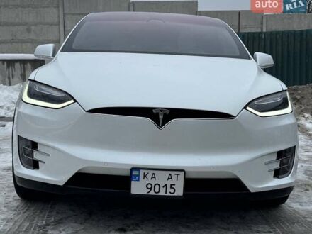 Белый Тесла Модель Х, объемом двигателя 0 л и пробегом 73 тыс. км за 25555 $, фото 1 на Automoto.ua