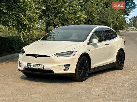 Тесла Модель Х 2018 в Одессе на Automoto.ua Белый Тесла Модель Х, объемом двигателя 0 л и пробегом 128 тыс. км за 35000 $, фото 1 на Automoto.ua