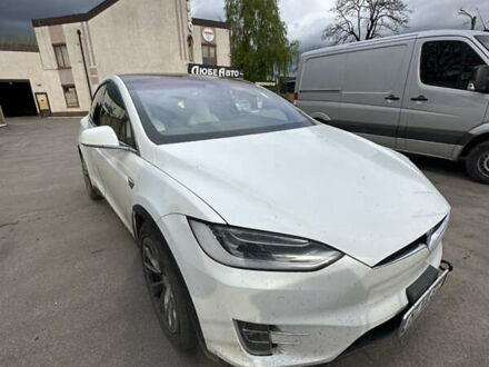 Тесла Модель Х 2019 у Харкові на Automoto.ua Білий Тесла Модель Х, об'ємом двигуна 0 л та пробігом 32 тис. км за 31450 $, фото 1 на Automoto.ua