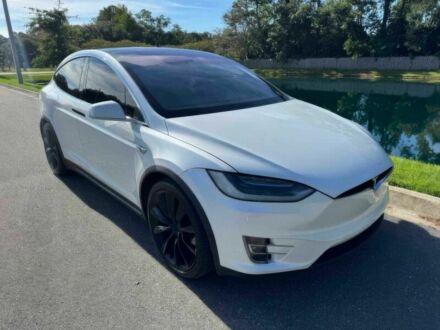 Тесла Модель Х 2019 в Кривом Роге на Automoto.ua Белый Тесла Модель Х, объемом двигателя 0 л и пробегом 32 тыс. км за 29500 $, фото 1 на Automoto.ua