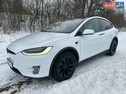 Білий Тесла Модель Х, об'ємом двигуна 0 л та пробігом 146 тис. км за 27500 $, фото 1 на Automoto.ua