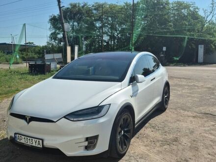 Білий Тесла Модель Х, об'ємом двигуна 0 л та пробігом 126 тис. км за 26300 $, фото 1 на Automoto.ua