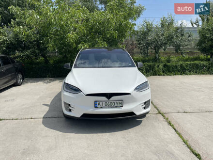 Тесла Модель Х 2019 у Києві на Automoto.ua Білий Тесла Модель Х, об'ємом двигуна 0 л та пробігом 121 тис. км за 29700 $, фото 1 на Automoto.ua