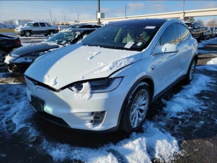 Тесла Модель Х 2019 у Белой Церкве на Automoto.ua Білий Тесла Модель Х, об'ємом двигуна 1 л та пробігом 32 тис. км за 5900 $, фото 1 на Automoto.ua