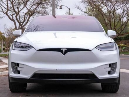 Тесла Модель Х 2020 у Хмельницькому на Automoto.ua Білий Тесла Модель Х, об'ємом двигуна 0 л та пробігом 33 тис. км за 17000 $, фото 1 на Automoto.ua