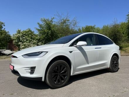 Тесла Модель Х 2020 в Ровно на Automoto.ua Белый Тесла Модель Х, объемом двигателя 0 л и пробегом 93 тыс. км за 67500 $, фото 1 на Automoto.ua