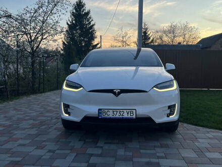 Білий Тесла Модель Х, об'ємом двигуна 0 л та пробігом 58 тис. км за 45000 $, фото 1 на Automoto.ua