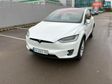 Білий Тесла Модель Х, об'ємом двигуна 0 л та пробігом 117 тис. км за 29500 $, фото 1 на Automoto.ua