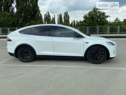 Тесла Модель Х 2020 у Києві на Automoto.ua Білий Тесла Модель Х, об'ємом двигуна 0 л та пробігом 56 тис. км за 72990 $, фото 1 на Automoto.ua