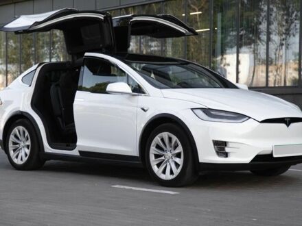 Тесла Модель Х 2020 у Києві на Automoto.ua Білий Тесла Модель Х, об'ємом двигуна 0 л та пробігом 20 тис. км за 24900 $, фото 1 на Automoto.ua